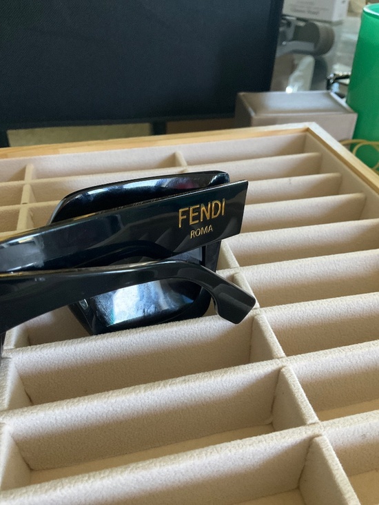 Fendi Roma Black Square Sunglasses main image 10